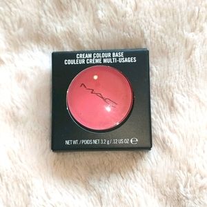 Mac: Tickle Me Pink Cream Colour Base